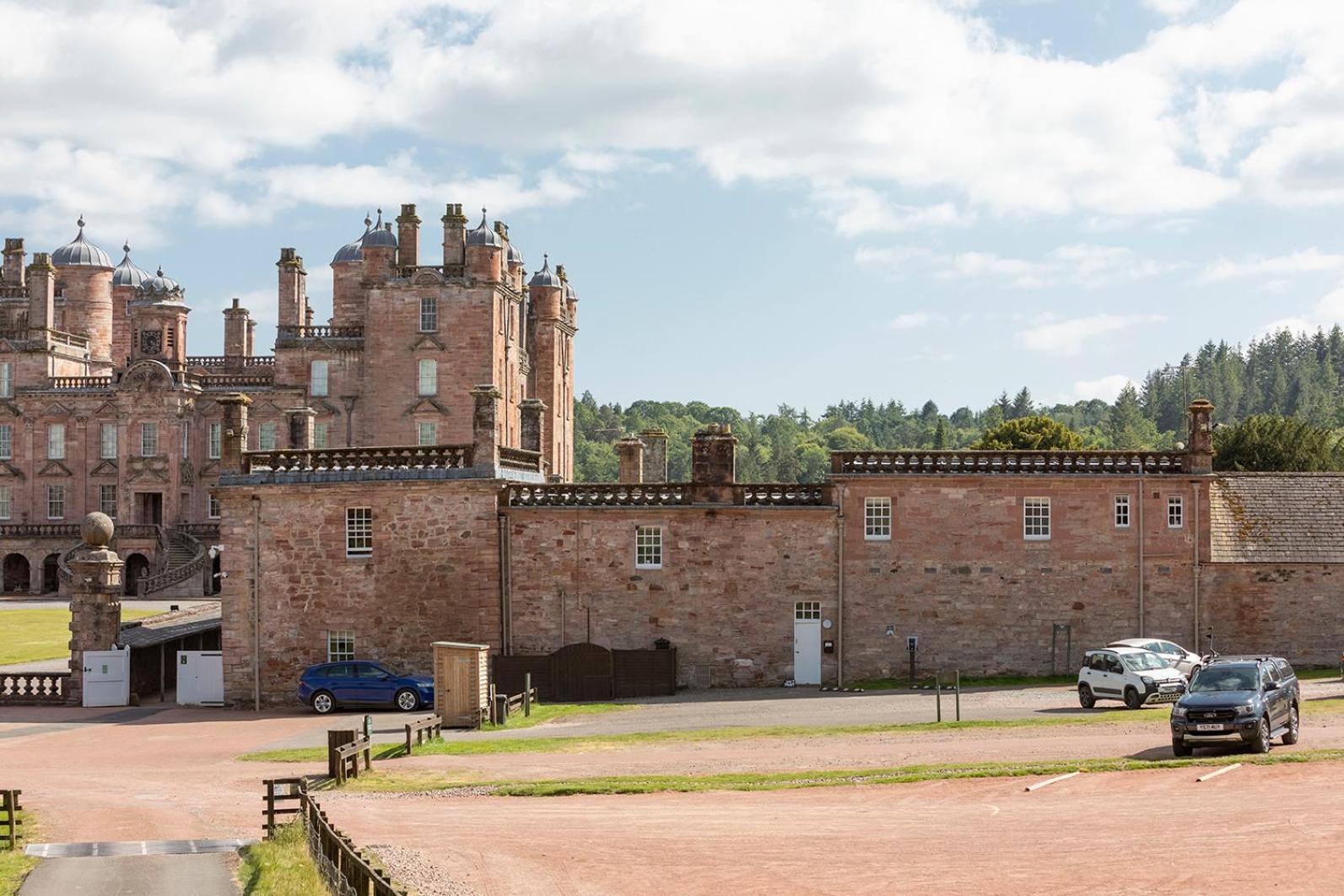 Stableyard Studio: Drumlanrig Castle Торнгілл Екстер'єр фото